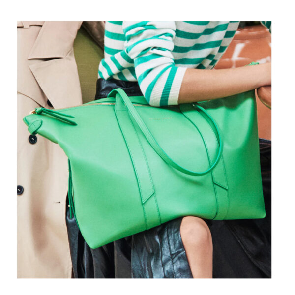 Carmen Green Weekend Bag - Image 2